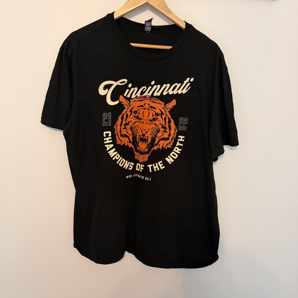 District Cincinnati Champions of the North Tiger Graphic T-Shirt Black 2XL